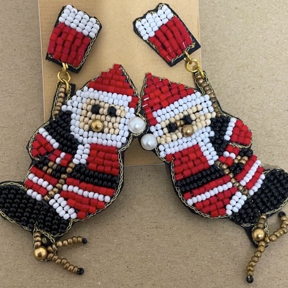 NEW Christmas Climbing Santa Beaded Earrings - Picture 2 of 4